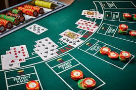 Live roulette table with multi-camera setup